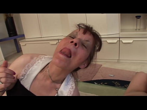 ❤️ Twa beppes en ien pake hawwe in trijetal ❌ Kwaliteitsseks by ús fy.pornburst.ru ️❤